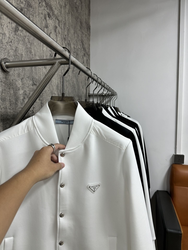 Pra*a outwear